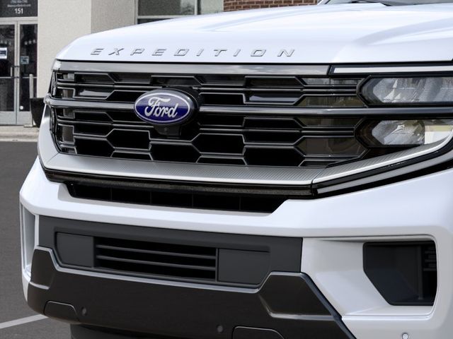 New 2027 White Ford Platinum image 17