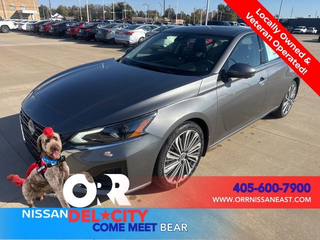 Gray (Gun Metallic) 2025 Nissan Altima Sedan Front-Wheel Drive Continuously Variable Transmission