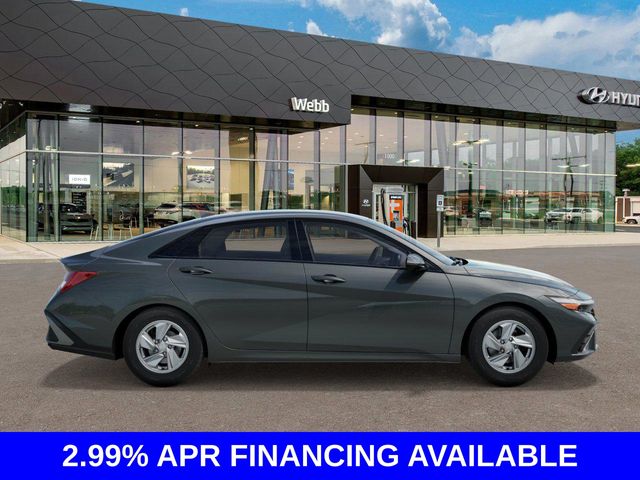 2025 Hyundai Elantra SE photo
