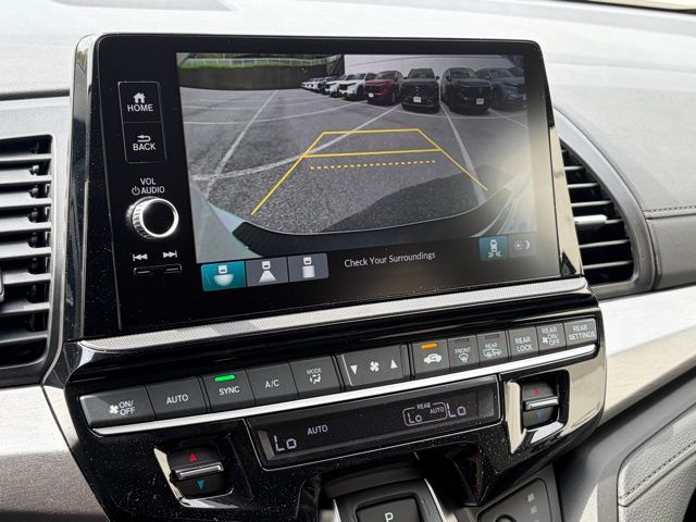 new 2026 Honda Odyssey car, priced at $43,833