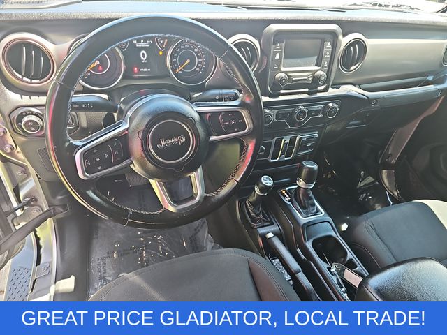 Used 2020 Silver Jeep Sport image 14