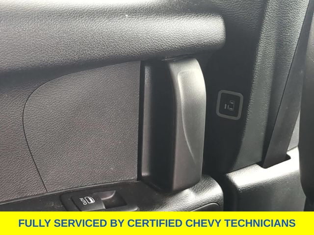 Used 2025 Chrysler Pacifica Van