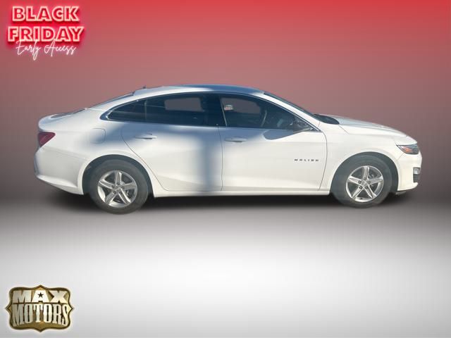 2022 Chevrolet Malibu LS 12