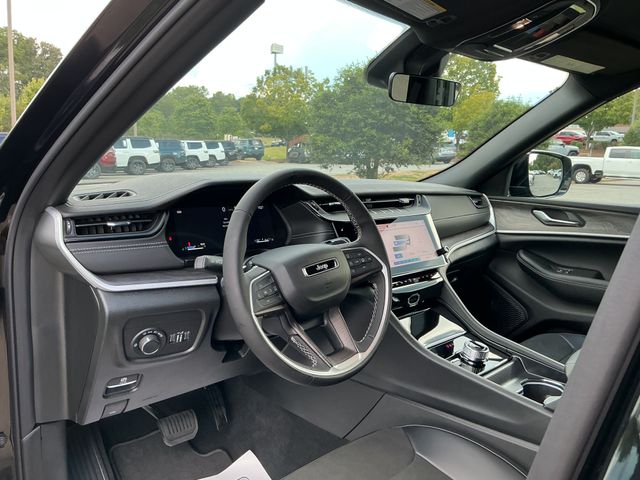 New 2027 Jeep Grand Cherokee SUV