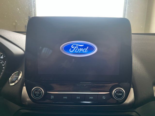 2020 Ford EcoSport SES photo