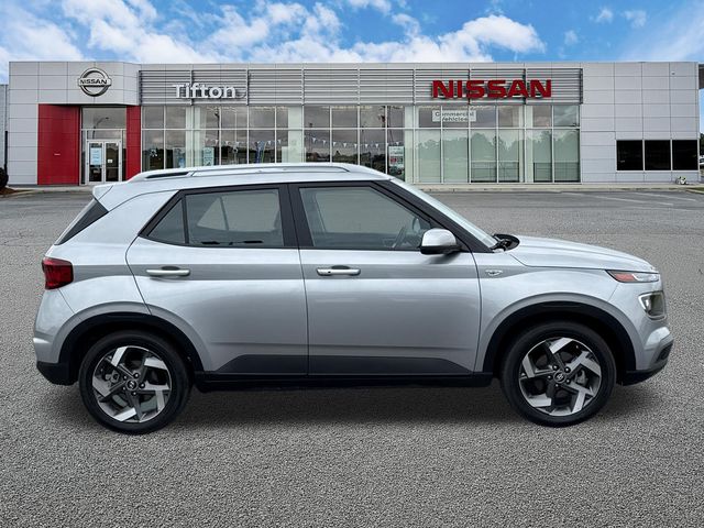Used 2025 Hyundai Venue SUV