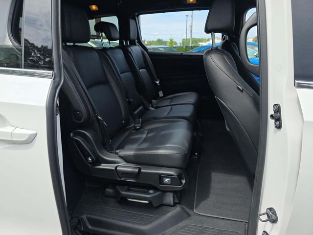 Used 2025 Honda Odyssey Van