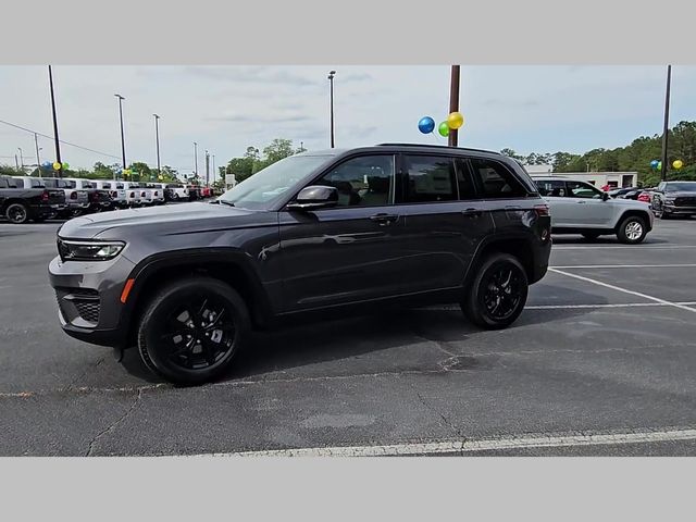 2025 Jeep Grand Cherokee Altitude X 4x2