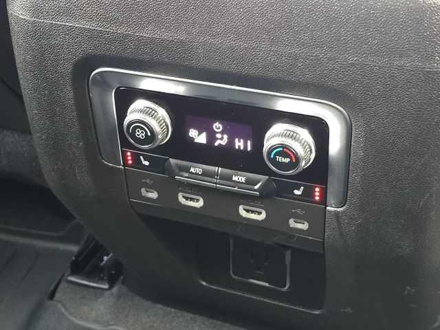 2021 GMC Yukon SLT:45333A