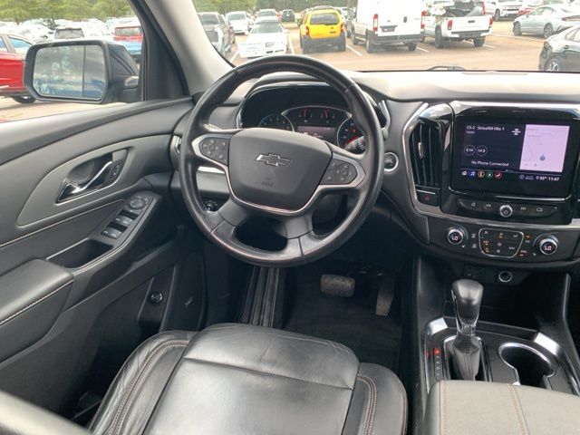 2021 Chevrolet Traverse RS photo