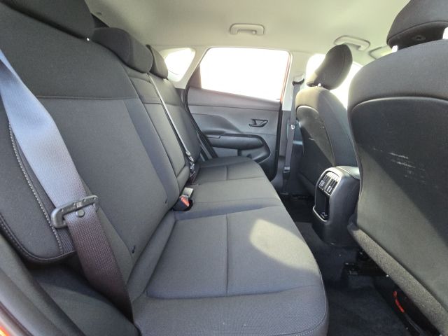 2025 Hyundai Kona SEL:B02271