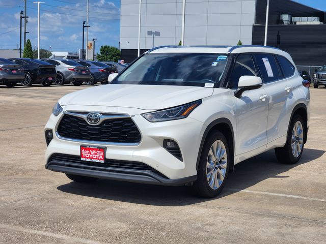 2021 Toyota Highlander Limited White at Don McGill Toyota