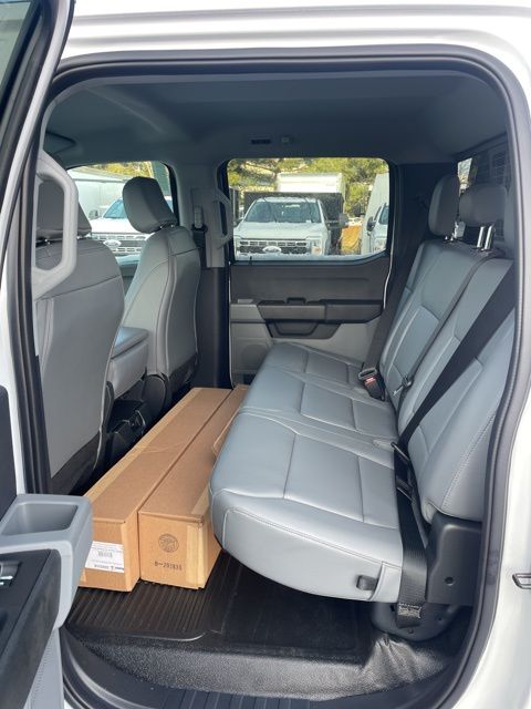2024 Ford F-550 Super Duty 