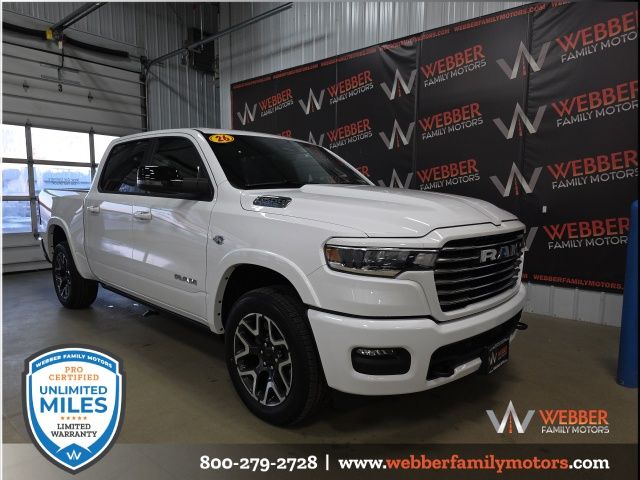 2026 RAM 1500 Laramie Crew Cab 4WD