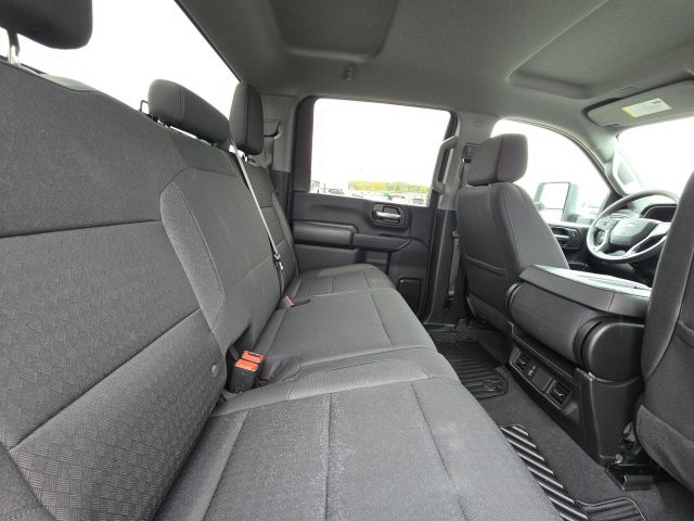 2025 Chevrolet Silverado 2500HD Custom:C02582