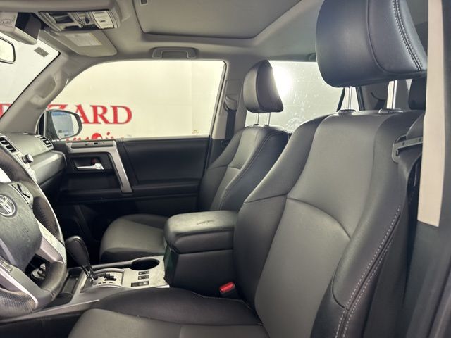 2018 Magnetic Gray Metallic Toyota 4Runner SR5 Premium 4X4 SUV