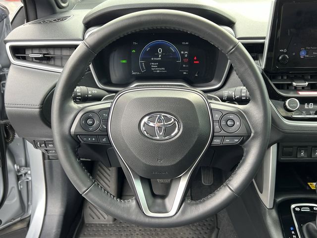 2023 Toyota Corolla Cross Hybrid XSE 10