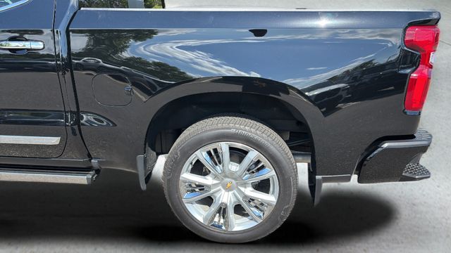 Used 2026 Black Chevrolet High Country image 34