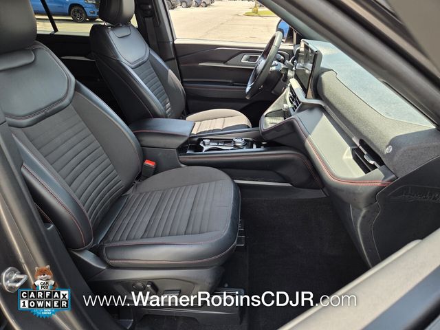 Used 2025 Ford Explorer SUV
