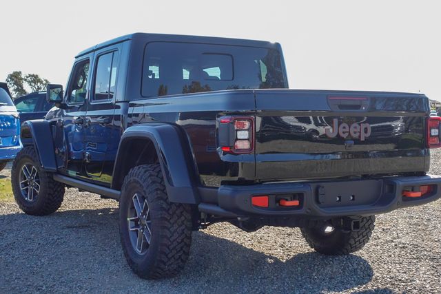 new 2026 Jeep Gladiator car, priced at $61,140