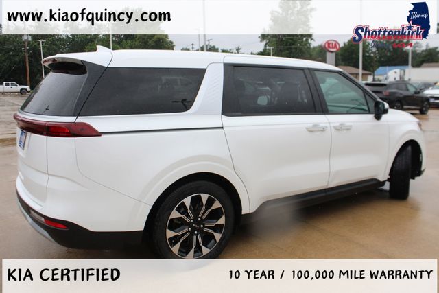 Used 2024 Kia Carnival Van