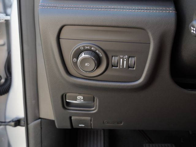 New 2026 Jeep Grand Cherokee SUV