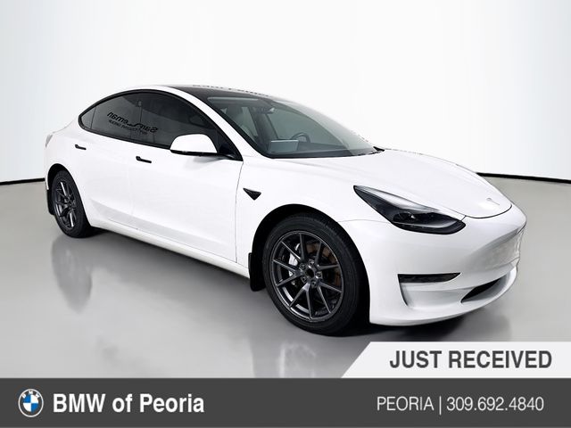 White 2022 Tesla Model 3 Sedan Rear-Wheel Drive 1-Speed Automatic