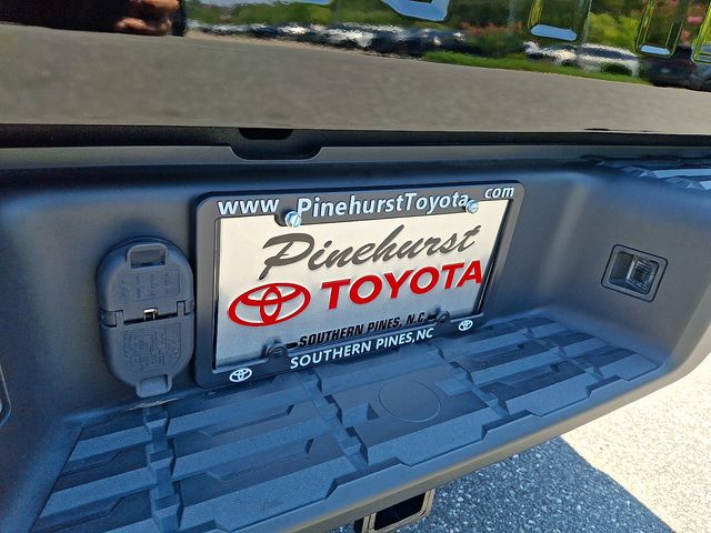 Used 2024 Nissan Frontier Truck