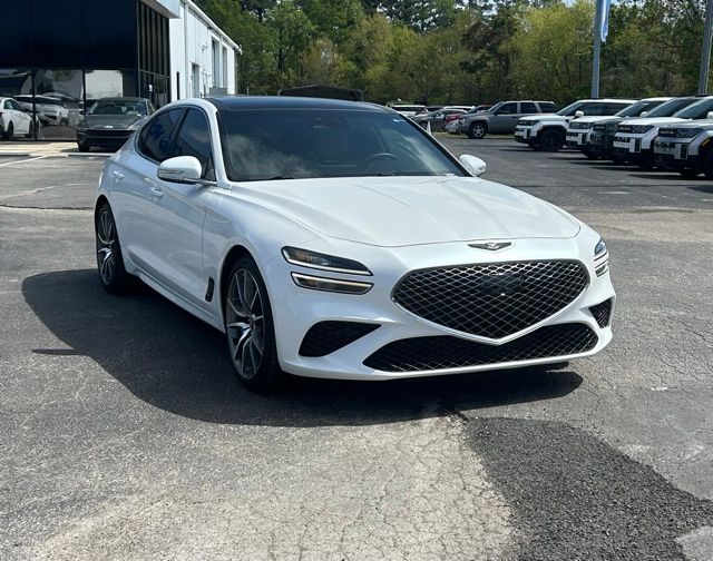 2022 Genesis G70 2.0T RWD