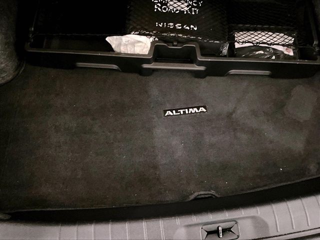 2023 Nissan Altima 2.5 SR Gray at Luther Ford