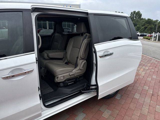 Used 2024 Honda Odyssey Van