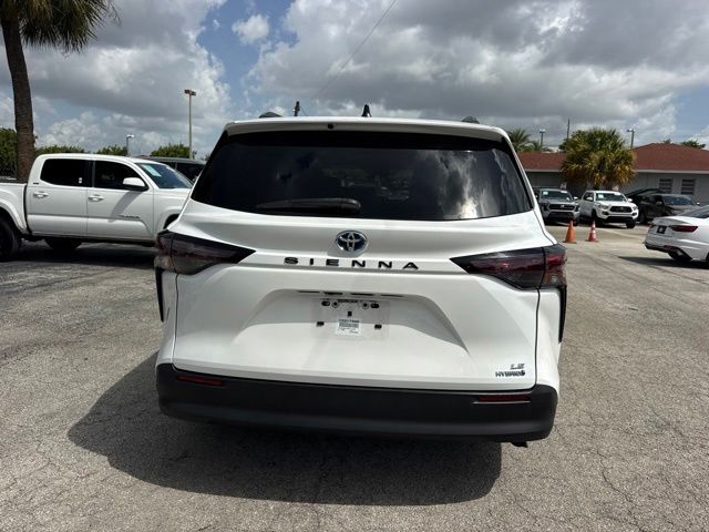 Used 2023 Toyota Sienna Van