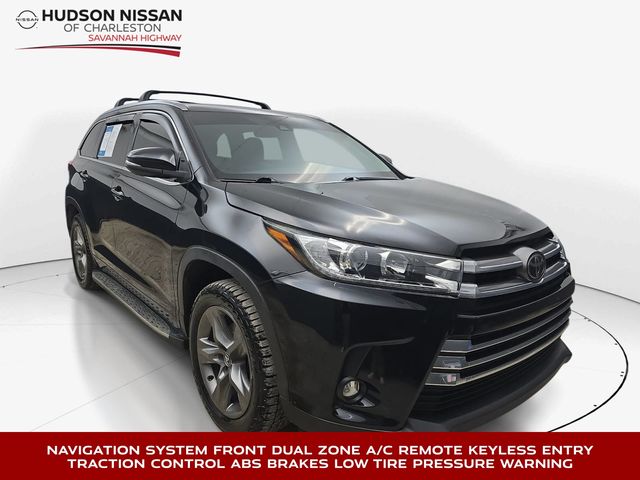 Midnight Black Metallic 2019 Toyota Highlander SUV / Crossover Front-Wheel Drive 8-Speed Automatic