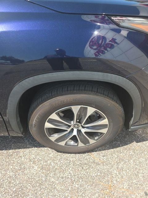 Used 2022 Toyota Highlander Hybrid SUV