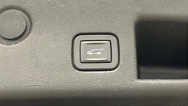 Used 2019 Pacific Blue Metallic Chevrolet LT image 27