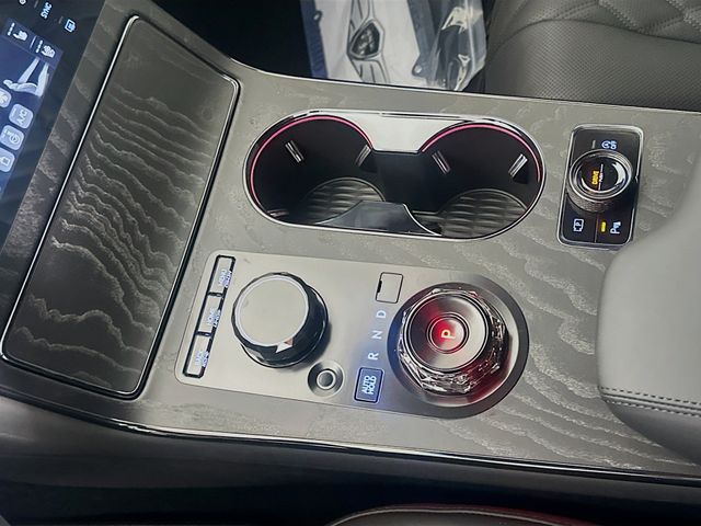 Thumbnail: 2026 Genesis GV80 - 15