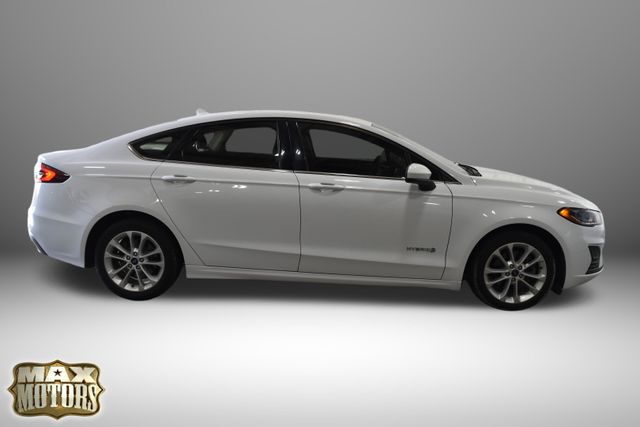 Used 2019 Ford Fusion Hybrid SE with VIN 3FA6P0LU9KR110591 for sale in Kansas City