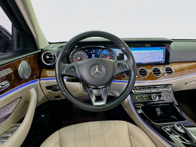 Thumbnail: 2018 Mercedes-Benz E-Class - 24