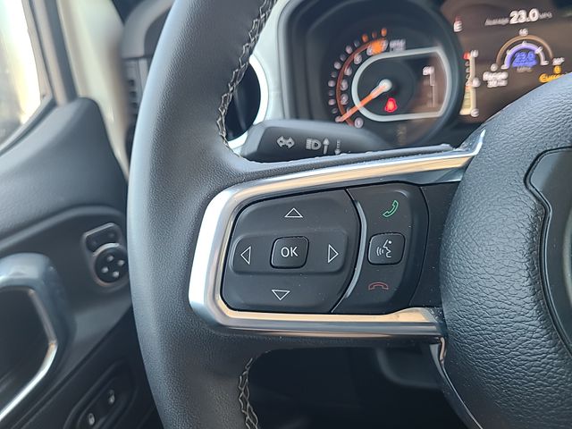 Used 2025 Jeep Wrangler SUV