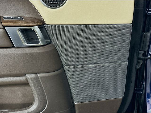 Thumbnail: 2020 Land Rover Range Rover Sport - 19