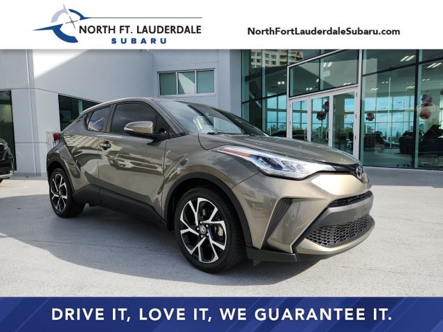 2021 Toyota C-HR XLE 1