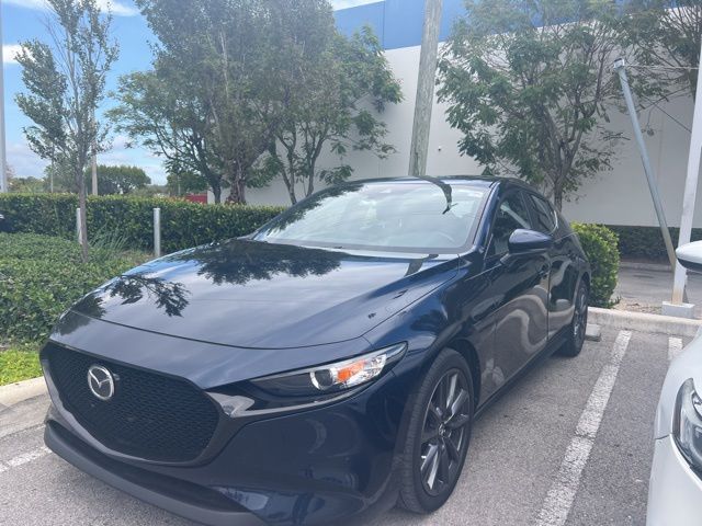 Deep Crystal Blue Mica 2022 Mazda MAZDA3 Preferred Hatchback FWD Hatchback Front-Wheel Drive Automatic