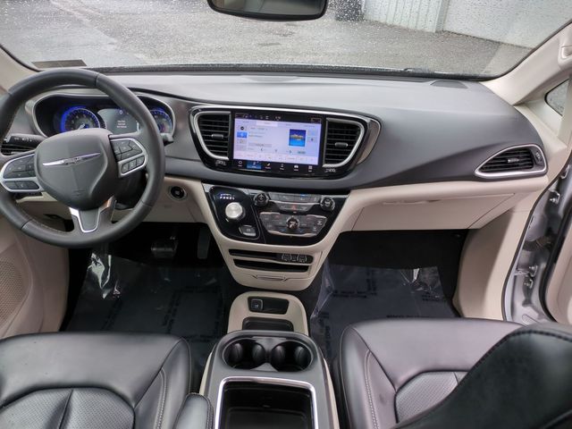 used 2023 Chrysler Pacifica car, priced at $23,790