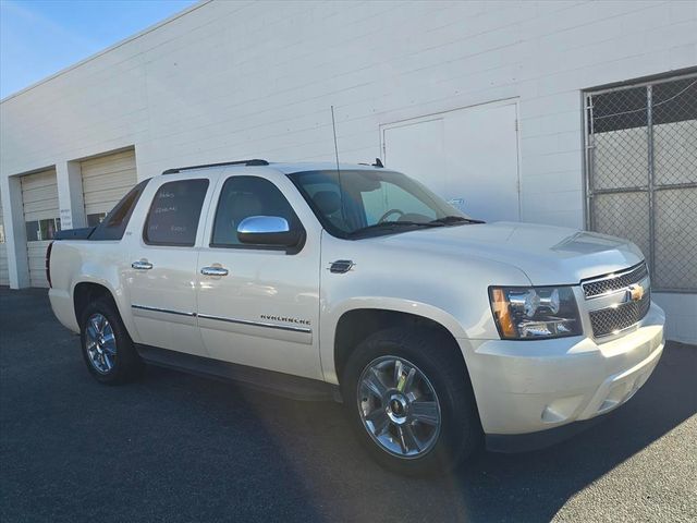2010 Chevrolet Avalanche LTZ 4WD