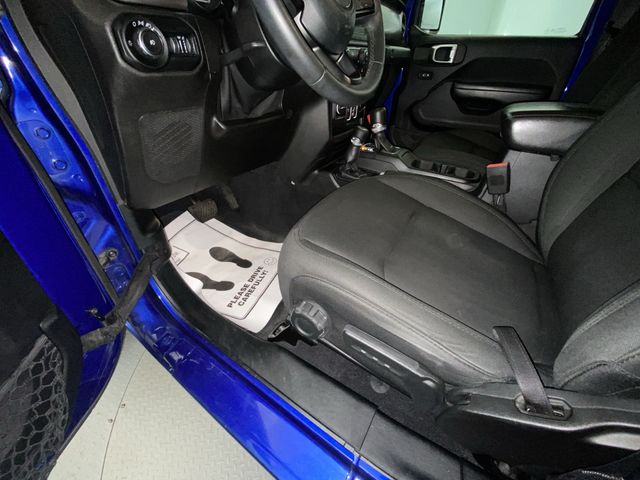 Used 2019 Blue Jeep Unlimited Sport S image 12