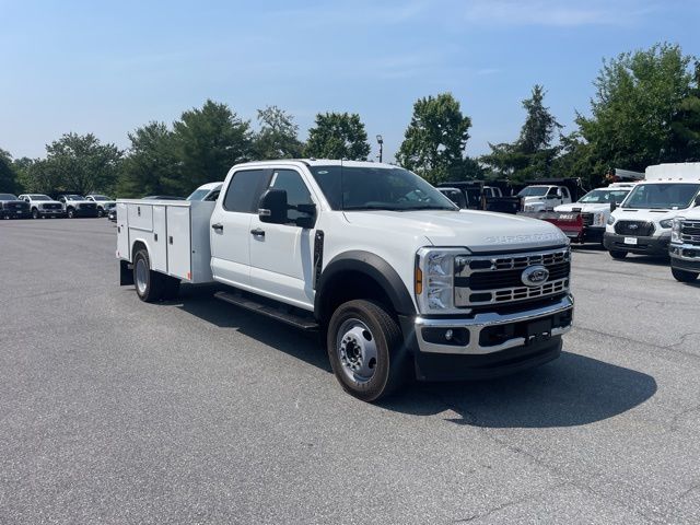 2025 Ford F-550 Super Duty 