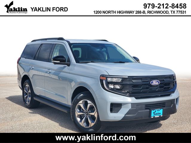 Glacier Gray Metallic Tri-Coat 2027 Ford Expedition SUV / Crossover 4X2 Automatic