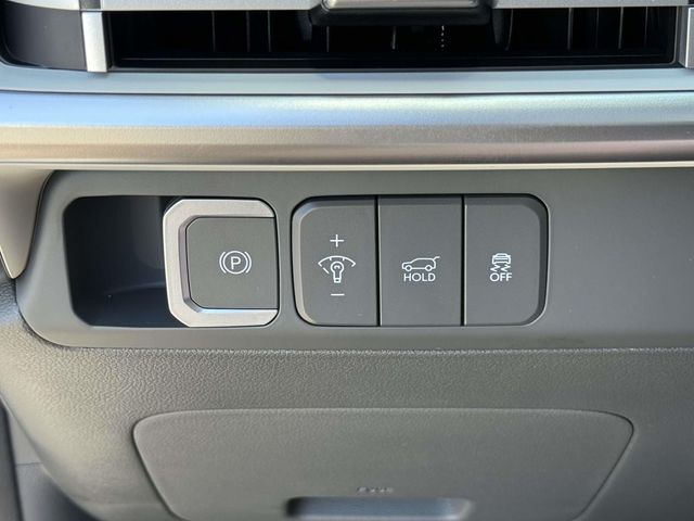 New 2026 Silver Hyundai SEL image 30