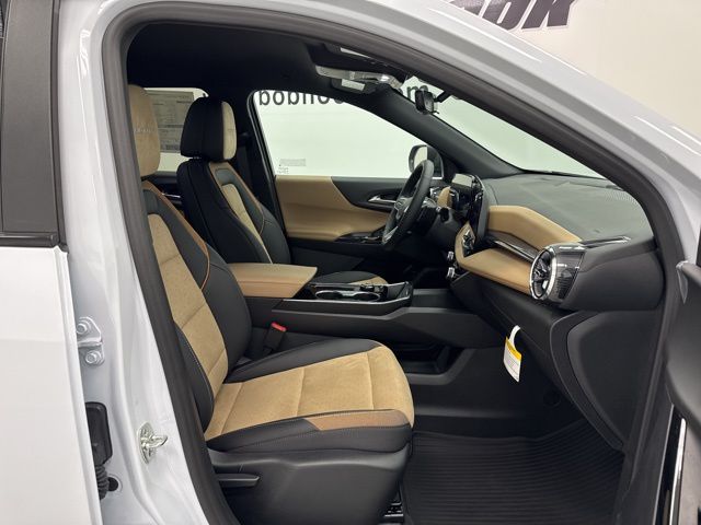 new 2026 Chevrolet Equinox car, priced at $32,670