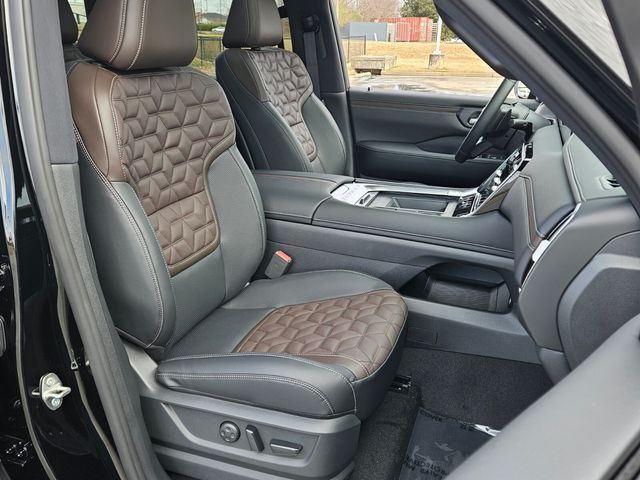 New 2026 Black Nissan Platinum image 18